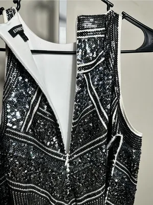 G28. Express Sequin Cold Shoulder Mini Dress Women’s XS Black/White thumbnail 6