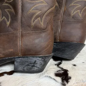 Ariat Heritage Leather Round Toe‎ Western Boots Size 8.5 T1 thumbnail 9