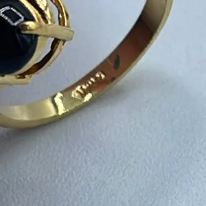Vintage size 7 gold plated black onyx rhinestone ring. thumbnail 6