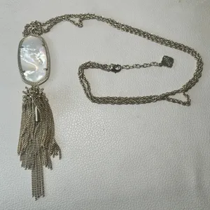 Kendra‎ Scott Rayne Necklace White Mother of Pearl Stone Gold Tassel Pendant thumbnail 2