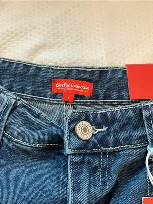 High-Rise Wide Leg Jeans in Dark Indigo thumbnail 2