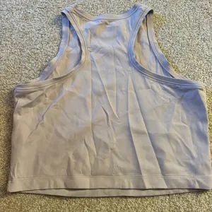 nike workout top thumbnail 3