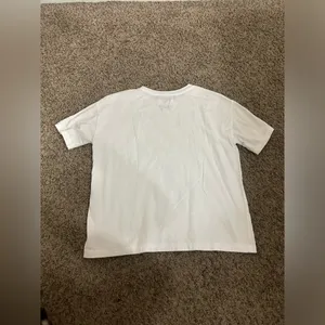PULL AND BEAR tshirt, size S thumbnail 3
