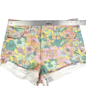 Wild Fable‎ Highest Rise Cheeky 70s Hippie Floral Cutoff Jean Shorts Size 10 thumbnail 4