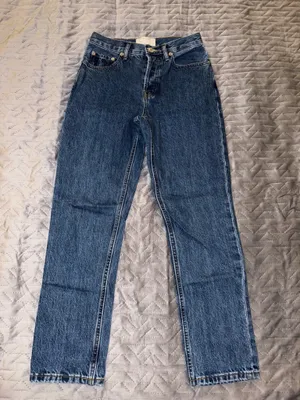 Everlane 90s Cheeky Jeans thumbnail 1