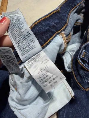 Levi’s 501 Dark Blue Denim Jeans 25 x 30 thumbnail 8