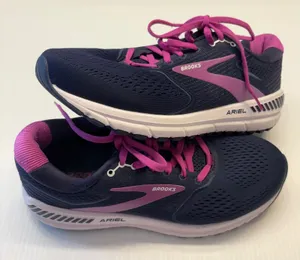 Brooks Ariel 20 Running Shoes Womens 9 Wide Blue Pink Stability Athletic Comfort thumbnail 1