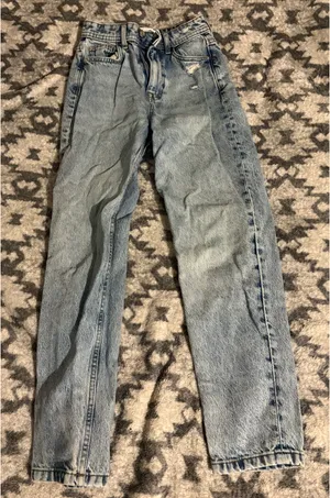 ZARA Jeans thumbnail 1