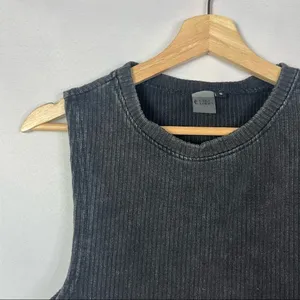 Cara Loren Active Faded Black‎ Ribbed Crop Athletic Tank Top M thumbnail 4