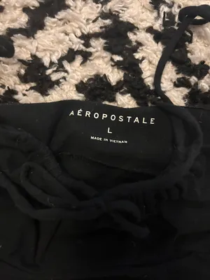 Cropped Keyhole Tank Top thumbnail 2