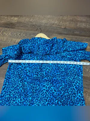 Lilly Pulitzer Beatrix Off-the Shoulder Top Women’s XL Oyster Bay Navy Leopard thumbnail 4
