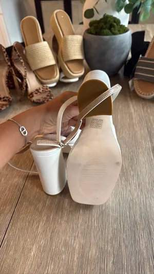 White Princess Polly heels thumbnail 9