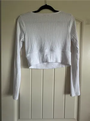 Z Supply White Ribbed V-Neck Cropped Long Sleeve Top thumbnail 2