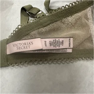 Victoria's Secret Green Lace Padded Bra thumbnail 4