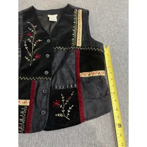 White Stag Womens Black Velvet Patchwork Floral Embroidered Cottage Core Vest S thumbnail 6