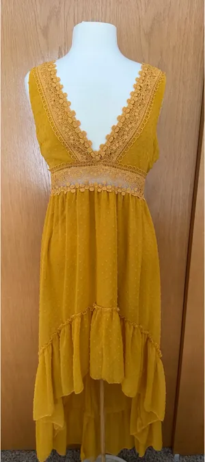 Yellow lace High Low Dress Size M thumbnail 1