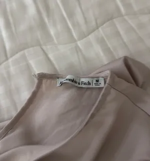 Abercrombie & Fitch Satin Top thumbnail 4