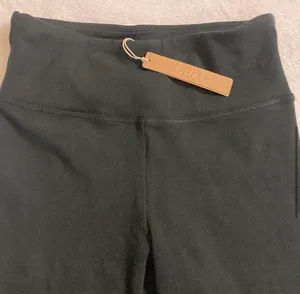 SKIMS High Waist Outdoor Legging XS thumbnail 5