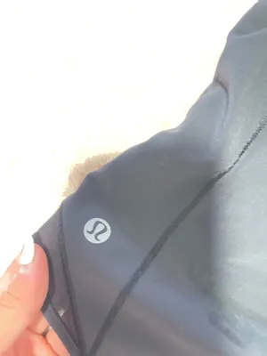 Lululemon hotty hots 4’ size 0 thumbnail 4