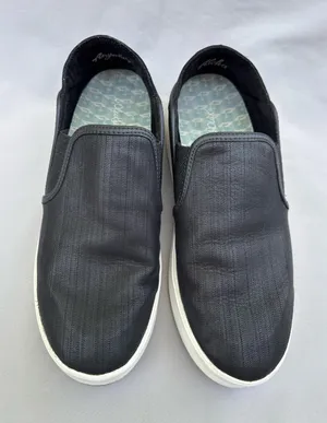 OluKai Shoes Women's 9 Black Ki'ihele Slip On Low Top Casual Comfort Sneakers thumbnail 1