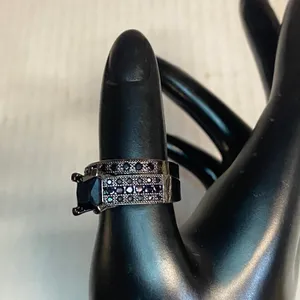 Women's Black Cubic Zirconia Silver Plated Rhinestone Wedding Ring & Band 8.5 thumbnail 7