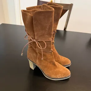 johnston murphy Jeanie Wrap Suede‎ Boots  Size 8.5 thumbnail 4