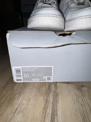 All White Nike Air Force 1 thumbnail 10