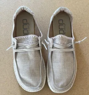 Hey Dude Women’s Size 10• Tan & Pink thumbnail 1
