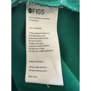 FIGS Women's Rafaela Oversized Scrub Top green size large thumbnail 8