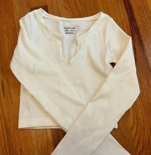 Urban Outfitters crop top thumbnail 1