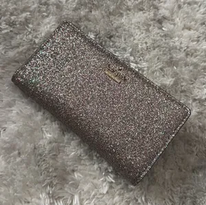 Kate Spade Wallet thumbnail 1