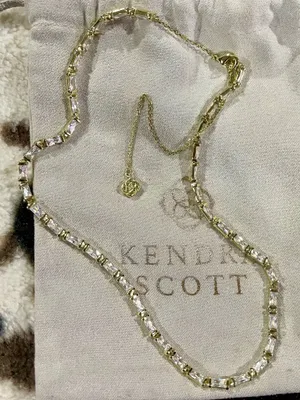 Kendra Scott Gold Necklace thumbnail 1
