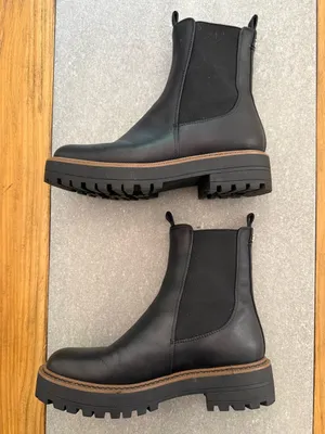 Sam Edelman Laguna Waterproof Lug Sole Chelsea Boot Black Leather Size 8 NWOB thumbnail 4