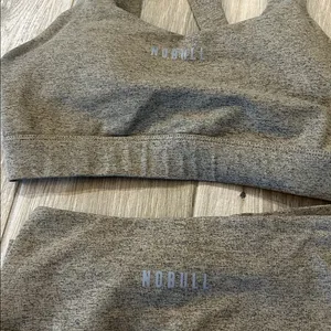 Nobull matching set thumbnail 4