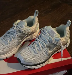 Nike Vomero thumbnail 1