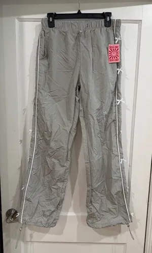 COCO & SHAY Light Gray Elastic Waist Pants large thumbnail 1