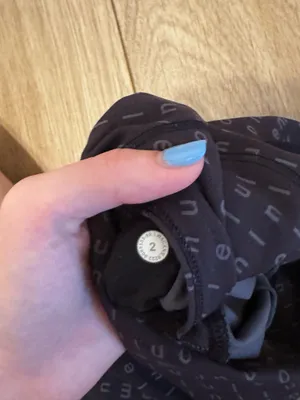 Lululemon Leggings With Logo thumbnail 3