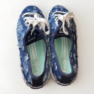 VTG Keds Champion 9.5 Blue Distressed Denim Star Low Top Sneakers Rubber SOle thumbnail 6