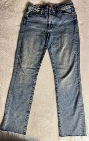 MOTHER The Rascal Ankle Fray Denim jeans size 30 thumbnail 1