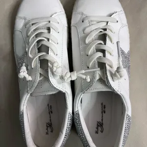 Vintage Havana “Betsy White Diamonds” Rhinestone Star Sneakers Size 8 thumbnail 6