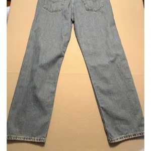 Levis Low Pro Straight Jeans Light Wash Denim High Rise Women Size 30 thumbnail 12