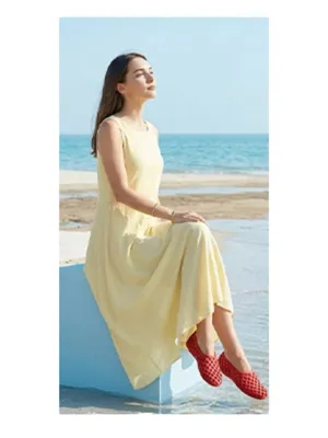 Nicole Miller jelly matte waterproof lightweight red sandals women’s Size 9 thumbnail 2