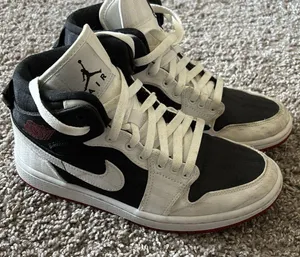 Air Jordan mid sneakers thumbnail 1