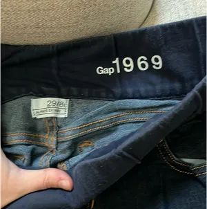 Gap Maternity Skinny Jeans 1969 Always thumbnail 3