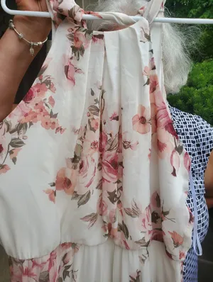 White Floral Halter Maxi Dress - Pink Rose Print Size 16 Womens Perfect For Wedd thumbnail 3