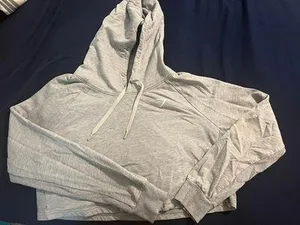 Gymshark Cropped Hoodie thumbnail 1