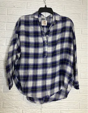 A Shirt Thing Diego plaid flannel‎ Popover top long sleeve women's size small thumbnail 1