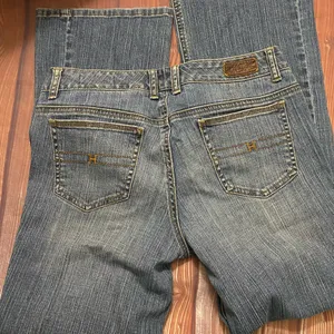 Tommy Hilfiger Freedom‎ Medium Wash Bootcut Jeans Size 8 thumbnail 8