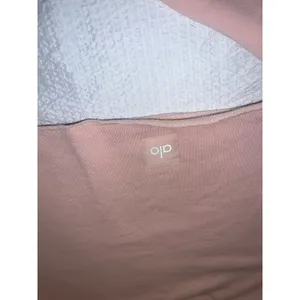 Alo Yoga Extreme Cropped Pullover in a soft pink hue size M women thumbnail 4