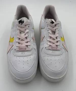 Nike Air Force 1 PLT.AF.ORM White Pearl Pink Yellow Women's Size 10.5 thumbnail 1